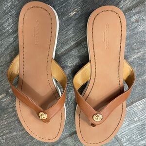 Woman’s coach sandals size 8.5 new